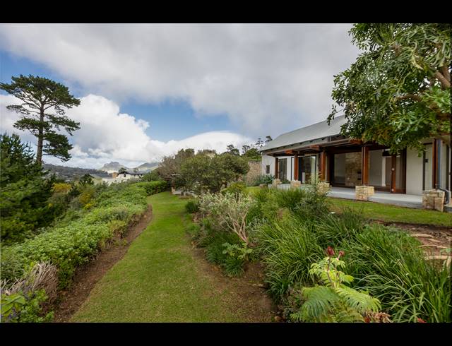 4 BEDROOM HOUSE RENTED IN KENROCK COUNTRY ESTATE